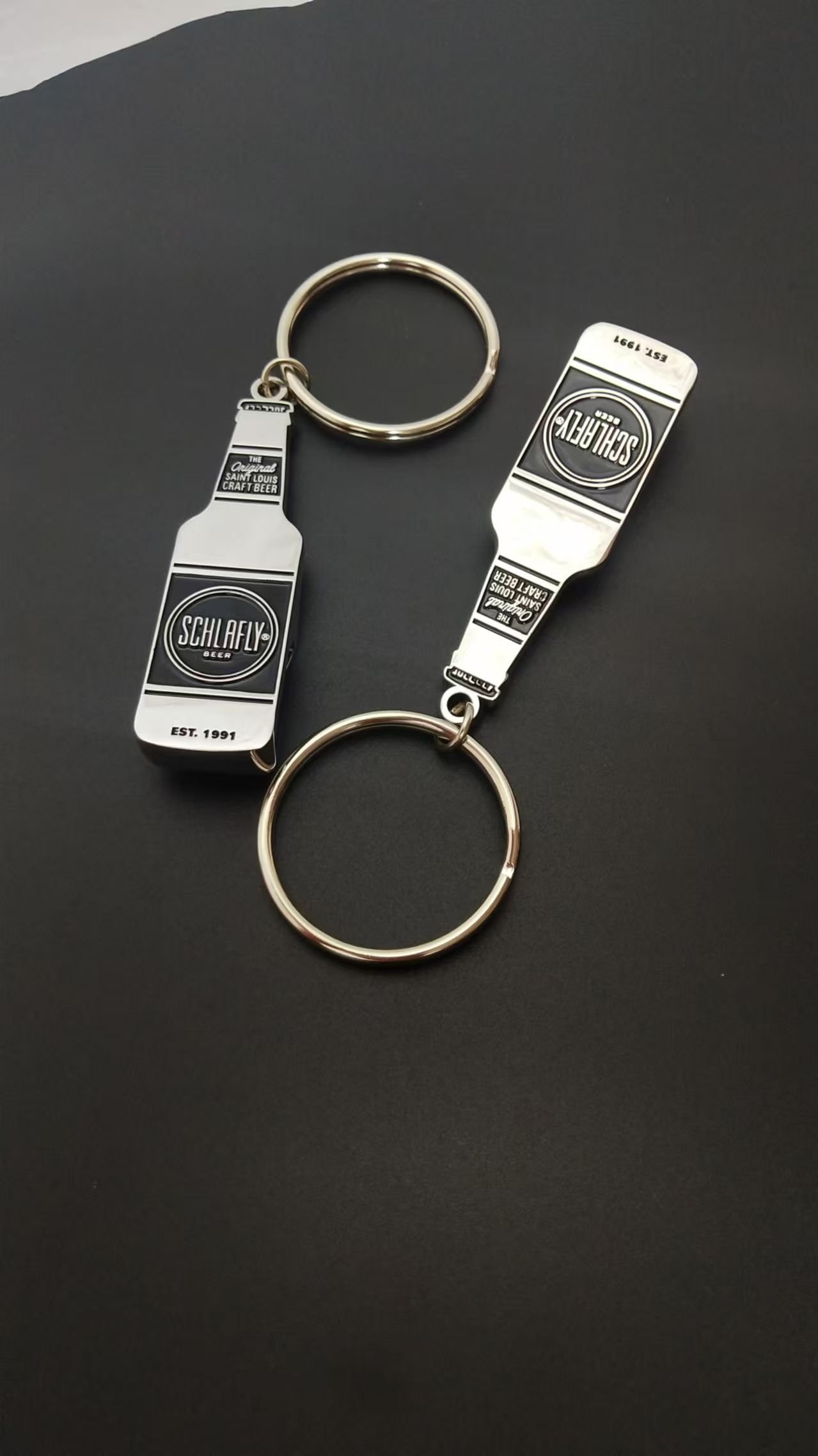 Schlafly Beer Bottle Shaped Metal Keychain with Bottle Opener – Cool Bar & Gift Accessory - 图片 2